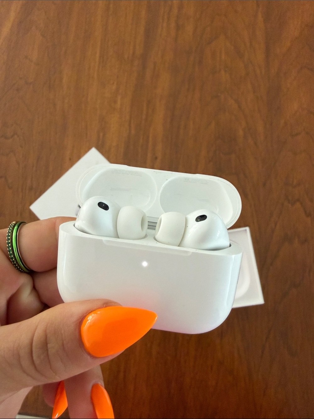 Apple air pods pro 3 True Wireless Earbuds with Charging Case - Picture 4 of 8